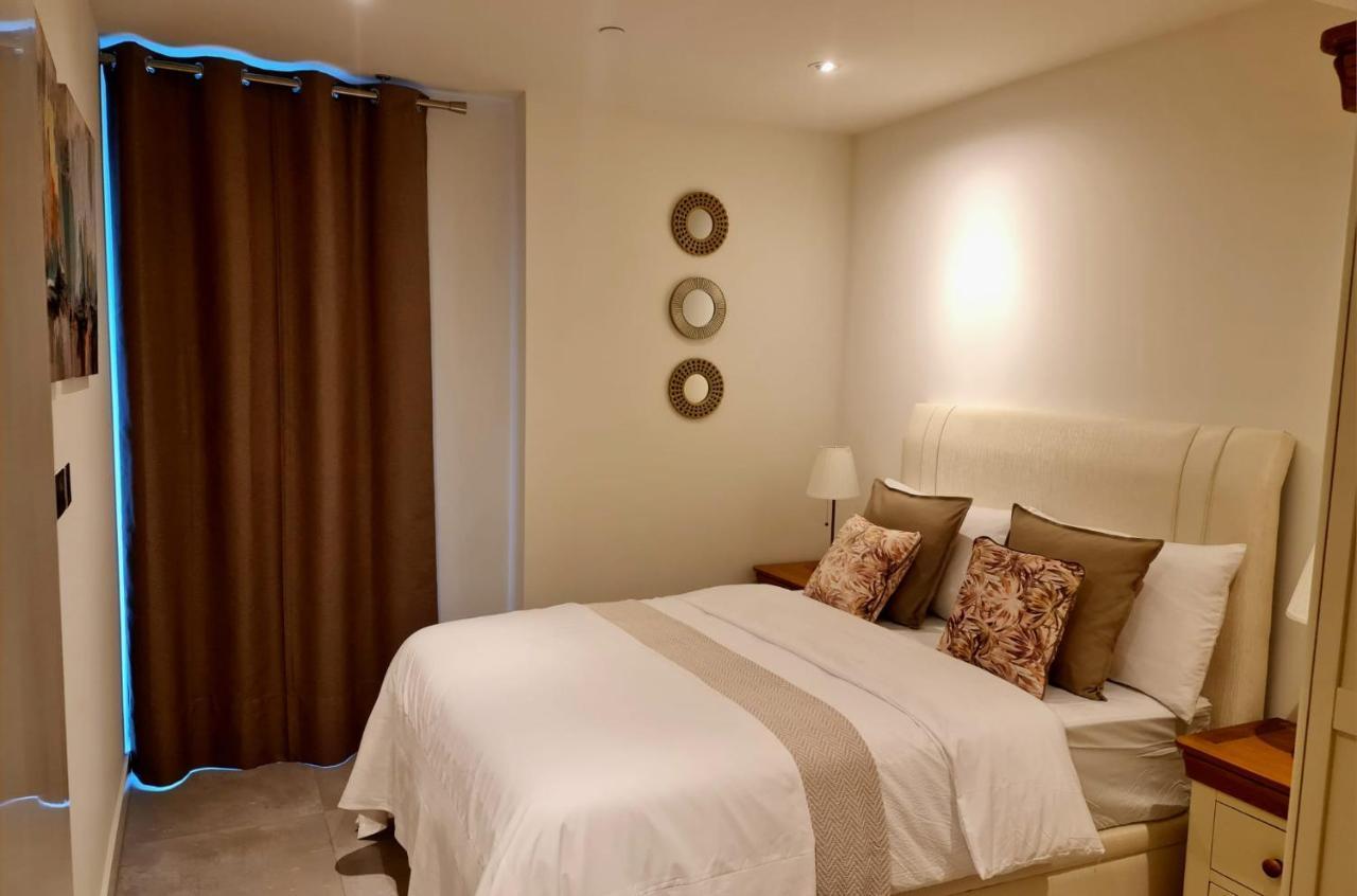 Luxury Apartment In Eurocity 지브롤터 외부 사진