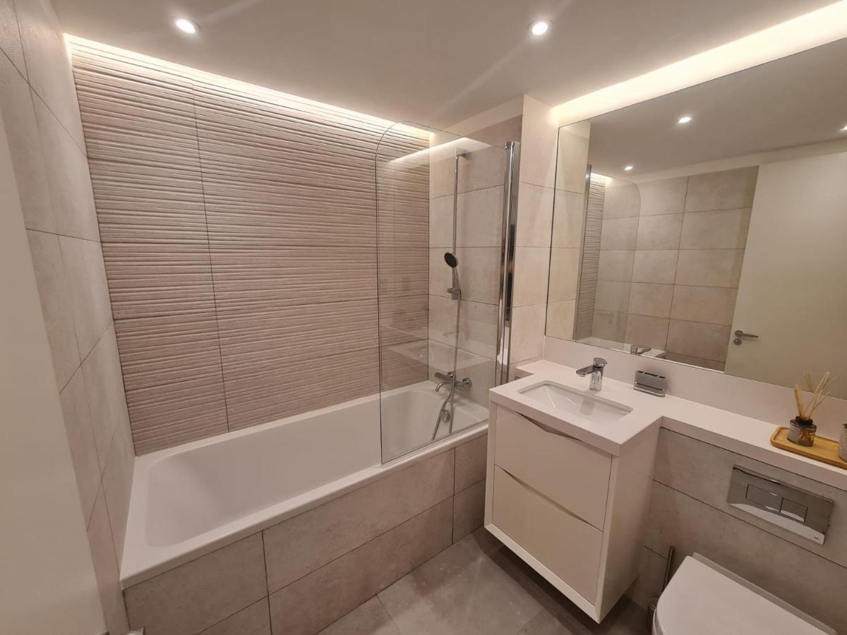 Luxury Apartment In Eurocity 지브롤터 외부 사진