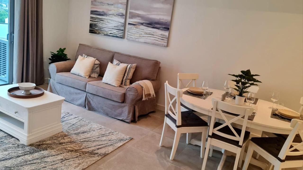 Luxury Apartment In Eurocity 지브롤터 외부 사진